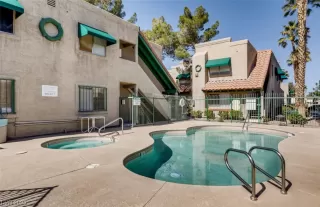 Photo #2: 2536849 Listing 