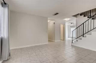 Photo #3: 2536849 Listing 