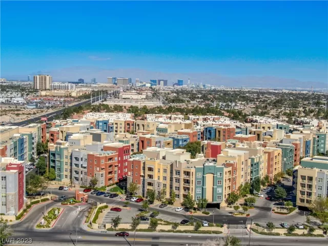 MLS: 2536890 Condo For Sale