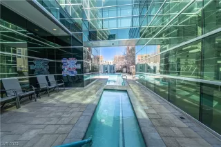 Photo #6: 2536890 Listing