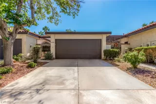 Photo #1: 2536913 Listing