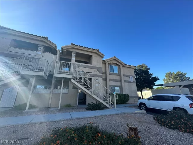 MLS: 2536937 Condo For Sale