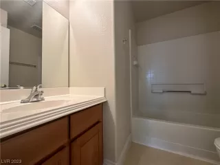 Photo #4: 2536951 Listing 