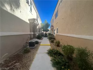 Photo #2: 2537074 Listing 