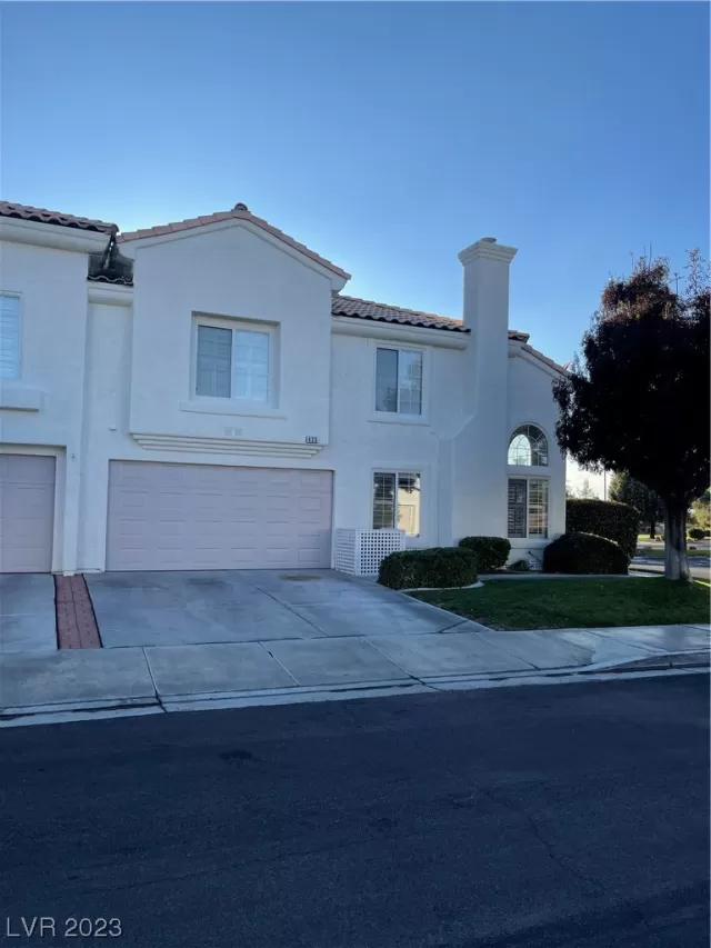 MLS: 2537141 Condo For Sale