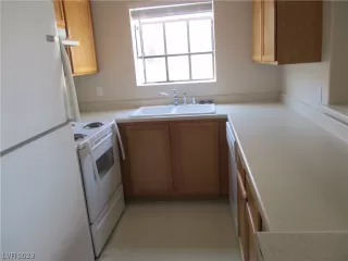 Photo #4: 2537142 Listing 