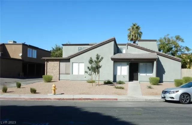 MLS: 2537157 Condo For Sale