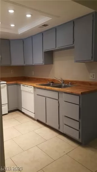 Photo #2: 2537194 Listing 