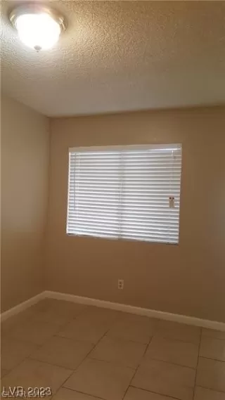 Photo #5: 2537194 Listing 