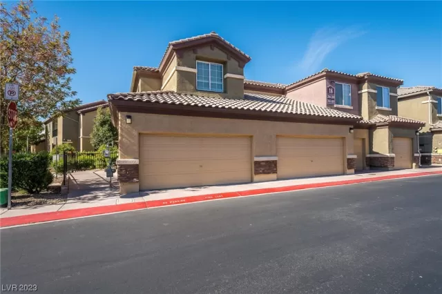 MLS: 2537210 Condo For Sale