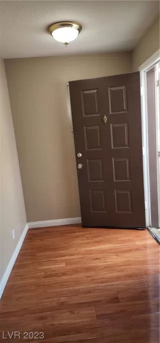 Photo #1: 2537217 Listing 