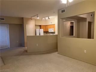 Photo #2: 2537223 Listing 