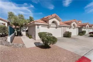 Photo #2: 2537304 Listing 