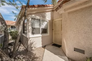 Photo #3: 2537304 Listing 