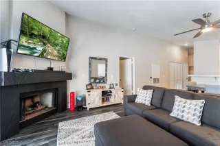 Photo #6: 2537304 Listing 