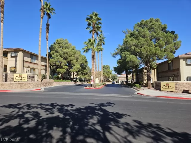 MLS: 2537308 Condo For Sale