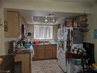 Photo #2: 2537308 Listing