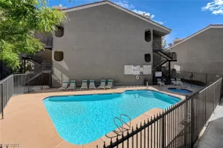 Photo #1: 2537324 Listing