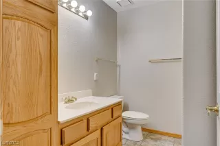 Photo #6: 2537324 Listing