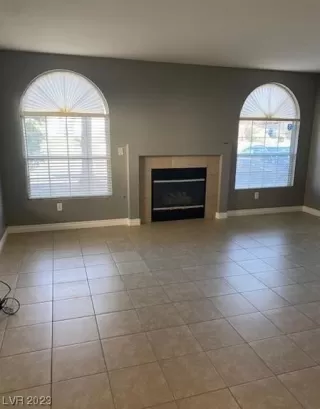 Photo #1: 2537329 Listing 