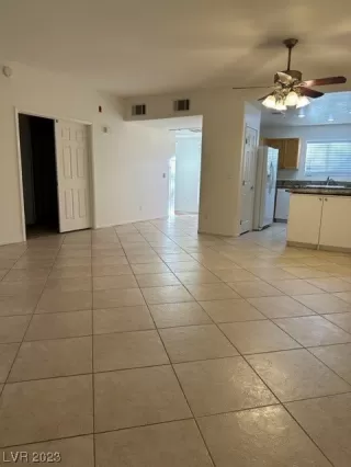 Photo #2: 2537331 Listing 