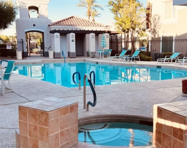 MLS: 2537342 Condo For Sale