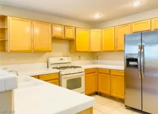 Photo #1: 2537342 Listing 
