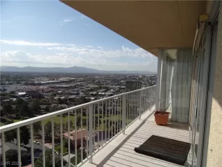 Photo #4: 2537354 Listing 