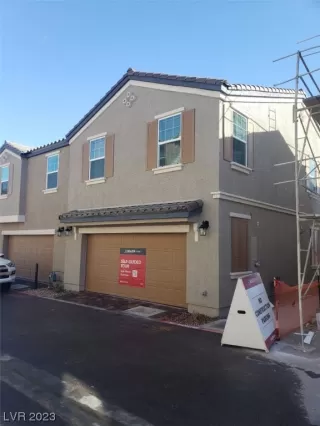 Photo #1: 2537392 Listing 