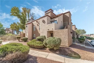 Photo #1: 2537442 Listing 