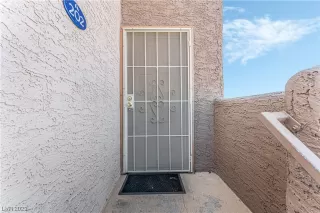 Photo #5: 2537442 Listing 