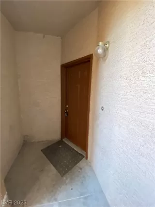 Photo #1: 2537443 Listing 