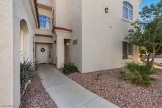 Photo #3: 2537448 Listing