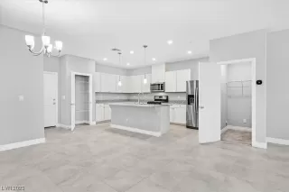 Photo #5: 2537454 Listing 