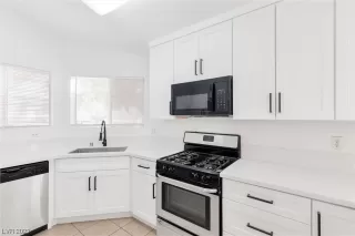 Photo #6: 2537460 Listing 