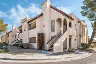 Photo #1: 2537461 Listing 