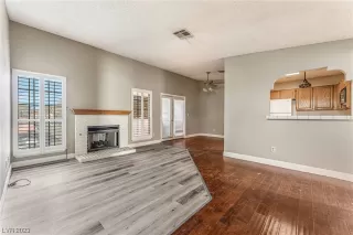 Photo #2: 2537461 Listing 