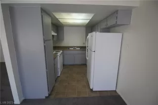 Photo #3: 2537468 Listing 