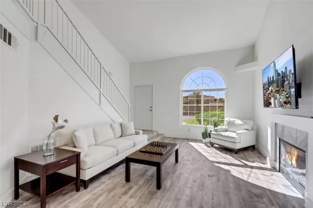 MLS: 2537486 Condo For Sale