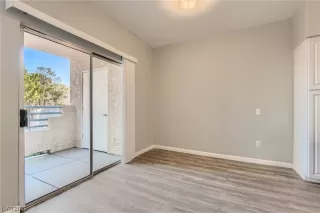 Photo #4: 2537495 Listing 