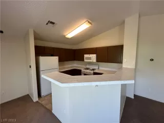 Photo #4: 2537511 Listing 