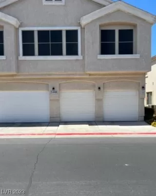 Photo #1: 2537539 Listing 