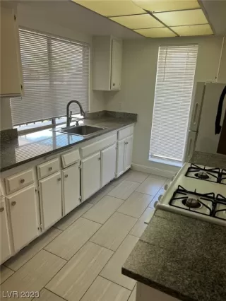 Photo #4: 2537541 Listing 