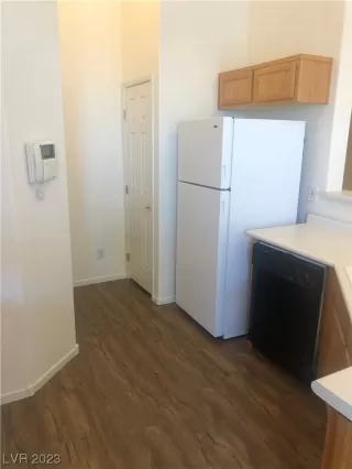 Photo #6: 2537548 Listing 