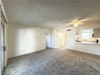 Photo #1: 2537570 Listing 