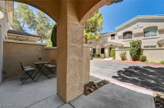 Photo #3: 2537571 Listing 
