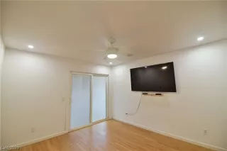 Photo #5: 2537572 Listing 