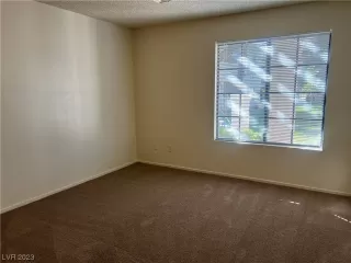 Photo #4: 2537621 Listing 