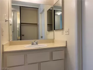 Photo #6: 2537621 Listing 