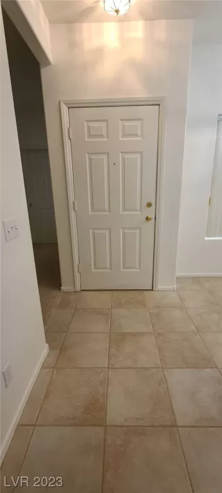 Photo #1: 2537654 Listing 